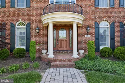 19879 Mellon Circle, Ashburn, VA 20147 - Photo 2
