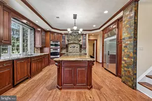 19879 Mellon Cir, Ashburn, VA 20147 - Photo 6
