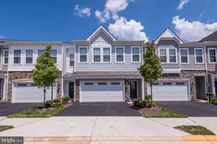 42524 Benfold Square, Brambleton, VA 20148 - Photo 2