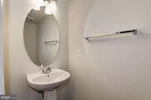 42524 Benfold Square, Brambleton, VA 20148 - Photo 24