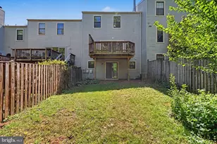 27 Aldridge Ct, Sterling, VA 20165 - Photo 22