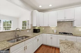 22796 Watson Heights Cir, Ashburn, VA 20148 - Photo 14