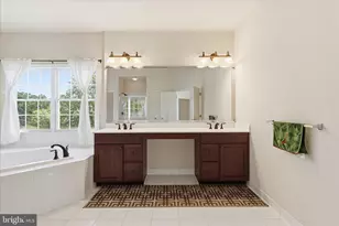 22796 Watson Heights Cir, Ashburn, VA 20148 - Photo 26
