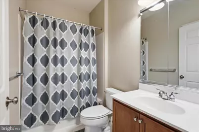 22796 Watson Heights Circle, Ashburn, VA 20148 - Photo 36