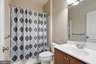 22796 Watson Heights Cir, Ashburn, VA 20148 - Photo 36