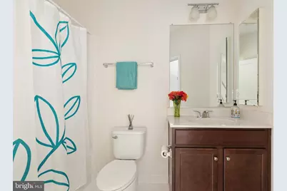 42304 Lancaster Woods Square, Chantilly, VA 20152 - Photo 4