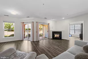 25300 Lake Mist Square, Chantilly, VA 20152 - Photo 14