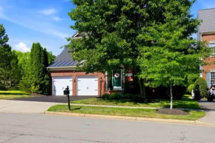 19167 Chartier Dr, Leesburg, VA 20176 - Photo 2