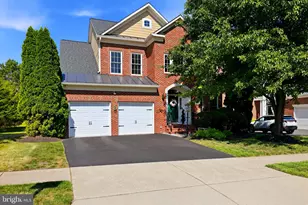 19167 Chartier Dr, Leesburg, VA 20176 - Photo 1