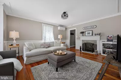 18 E Loudoun Street, Round Hill, VA 20141 - Photo 8
