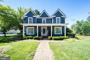 18 E Loudoun St, Round Hill, VA 20141 - Photo 4