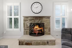 1202 Hawling Pl SW, Leesburg, VA 20175 - Photo 20