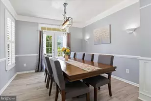 20385 Bowfonds St, Ashburn, VA 20147 - Photo 10