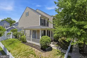 20385 Bowfonds St, Ashburn, VA 20147 - Photo 4