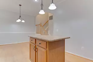 20362 Hartwell St, Ashburn, VA 20147 - Photo 8