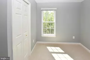 25474 Brickell Dr, Chantilly, VA 20152 - Photo 24