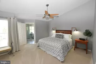 25474 Brickell Dr, Chantilly, VA 20152 - Photo 18