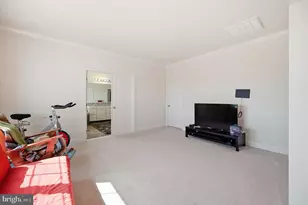23222 Hemmingford Cir, Sterling, VA 20166 - Photo 20