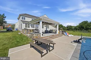 23222 Hemmingford Cir, Sterling, VA 20166 - Photo 32