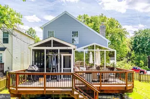 30 Fenton Wood Dr, Sterling, VA 20165 - Photo 40