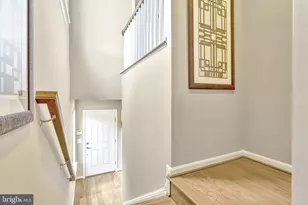 21491 Willow Breeze Sq, Ashburn, VA 20147 - Photo 14