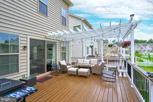 42046 Darlene Pl, Brambleton, VA 20148 - Photo 14