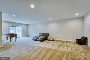 42046 Darlene Pl, Brambleton, VA 20148 - Photo 32