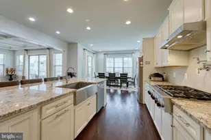 42046 Darlene Pl, Brambleton, VA 20148 - Photo 6