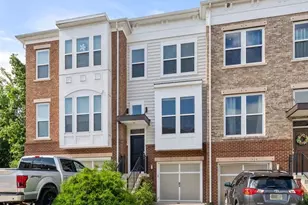 42673 New Dawn Terrace, Brambleton, VA 20148 - Photo 2