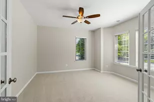 22807 Breezy Hollow Dr, Brambleton, VA 20148 - Photo 36
