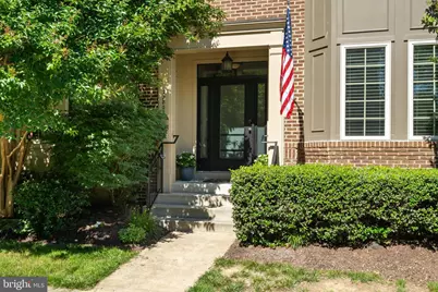 22807 Breezy Hollow Drive, Brambleton, VA 20148 - Photo 2