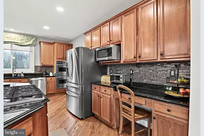 21922 Hyde Park Drive, Ashburn, VA 20147 - Photo 18