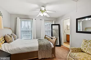 21922 Hyde Park Dr, Ashburn, VA 20147 - Photo 26