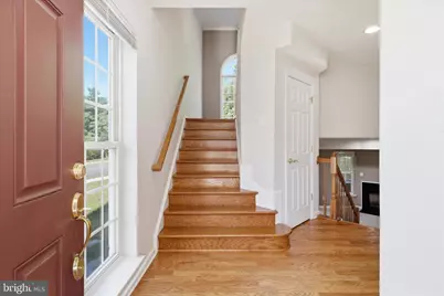 21824 Ladyslipper Square, Ashburn, VA 20147 - Photo 2
