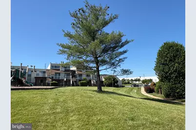 1006 Warwick Court #B, Sterling, VA 20164 - Photo 4