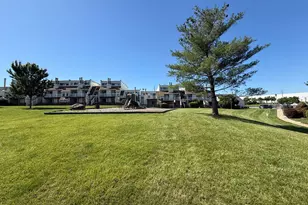 1006 Warwick Ct, Sterling, VA 20164 - Photo 6