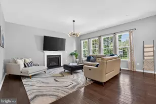 26732 Kentoaks Ct, Chantilly, VA 20152 - Photo 12