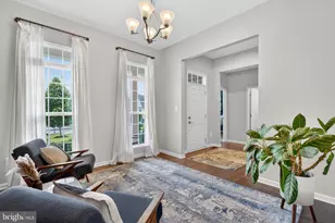 26732 Kentoaks Ct, Chantilly, VA 20152 - Photo 8