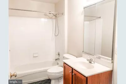 22511 Airmont Woods Terrace, Ashburn, VA 20148 - Photo 24