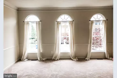 22511 Airmont Woods Terrace, Ashburn, VA 20148 - Photo 4