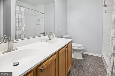 26119 Lands End Drive, Chantilly, VA 20152 - Photo 8