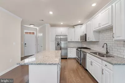43021 Greggsville Chapel Terrace #108, Ashburn, VA 20148 - Photo 2