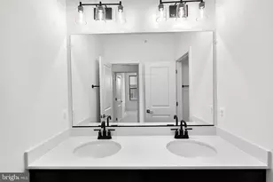 19765 Sepia Sq, Ashburn, VA 20147 - Photo 16