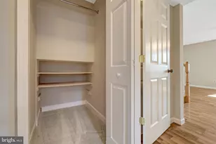 254 E Juniper Ave E, Sterling, VA 20164 - Photo 30