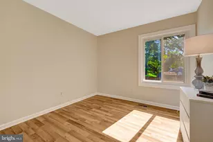 254 E Juniper Ave E, Sterling, VA 20164 - Photo 36