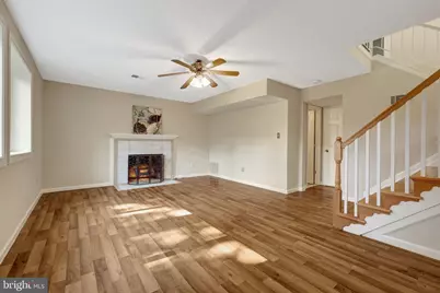 254 E Juniper Avenue E, Sterling, VA 20164 - Photo 22