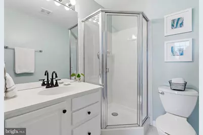 46994 Courtyard Square #301, Sterling, VA 20164 - Photo 32