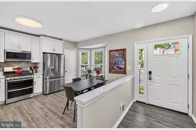44000 Kings Arms Square, Ashburn, VA 20147 - Photo 6