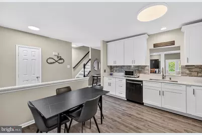 44000 Kings Arms Square, Ashburn, VA 20147 - Photo 4
