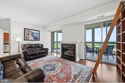 19355 Cypress Ridge Terrace #1017, Leesburg, VA 20176 - Photo 2